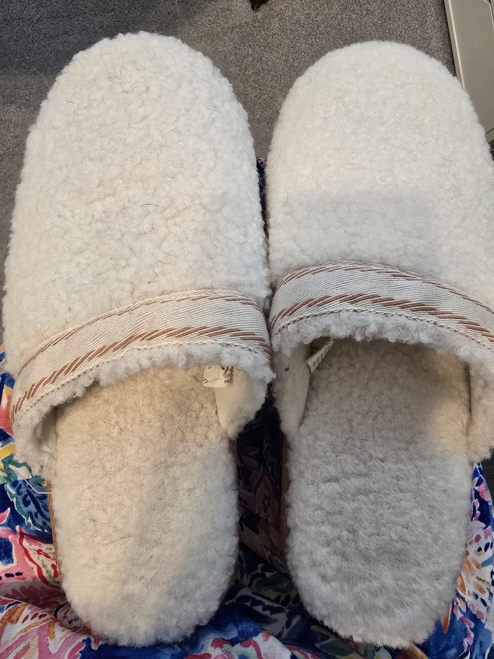 Cozy Cream Sherpa Women's Slippers